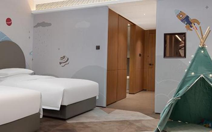 Guizhou Anshun Huangguoshu Grand New Century Resort Hotel