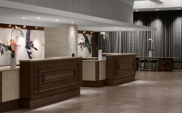 Renaissance Chicago North Shore Hotel