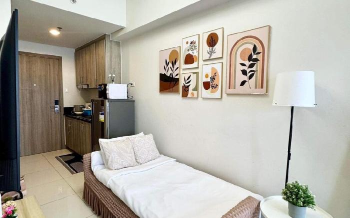 LA Suite at Coast Residences