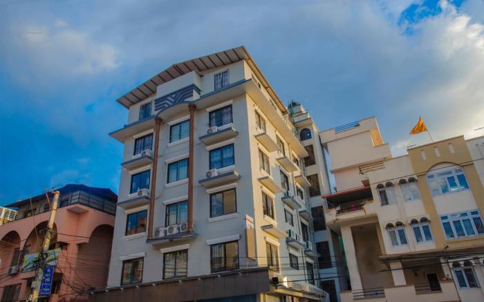 OYO 172 Hotel Deepshree