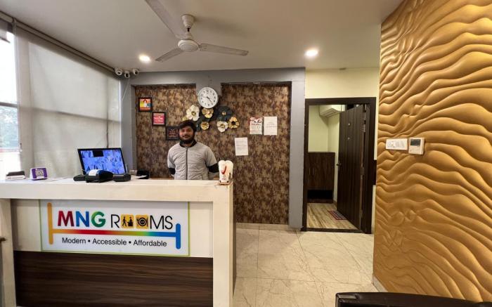 Hotel The Mall Inn by MNG Rooms
