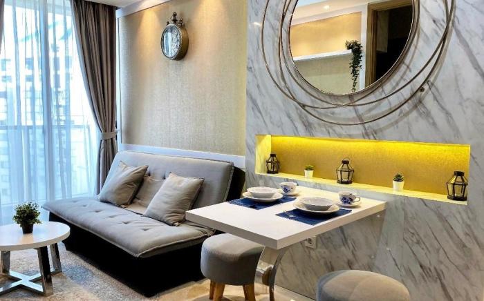 One Bedroom Apartment Taman Anggrek Residences F56