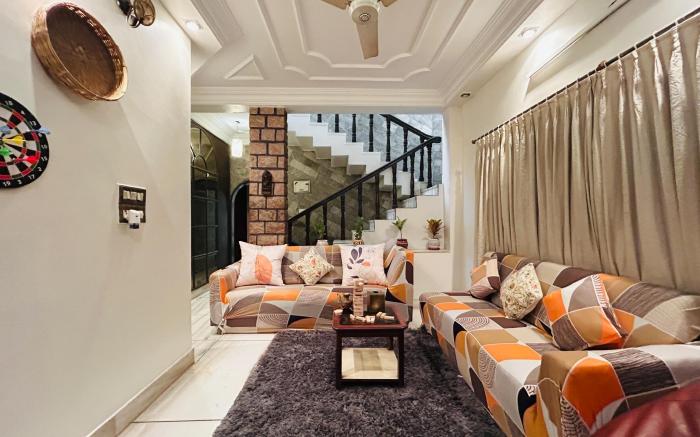 Regal Sapphire Spacez Luxury Villa