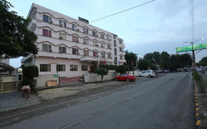 Hotel Chanakaya