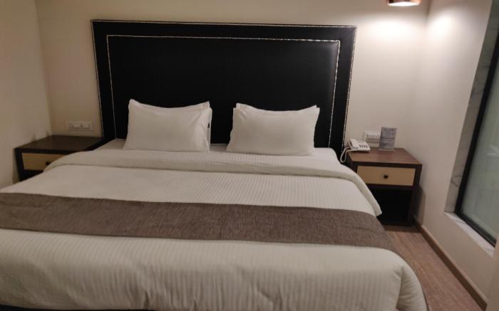 OYO 25040 Hotel Victoria