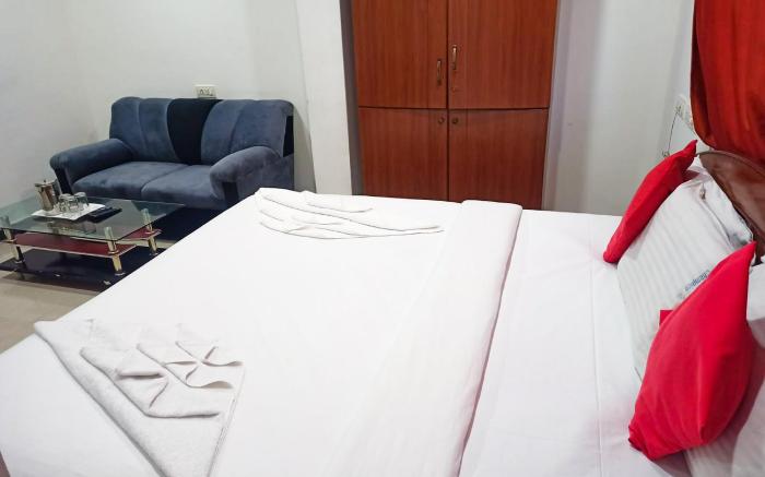 Hotel Champion Inn near Yeswantpur Junction Railway Station