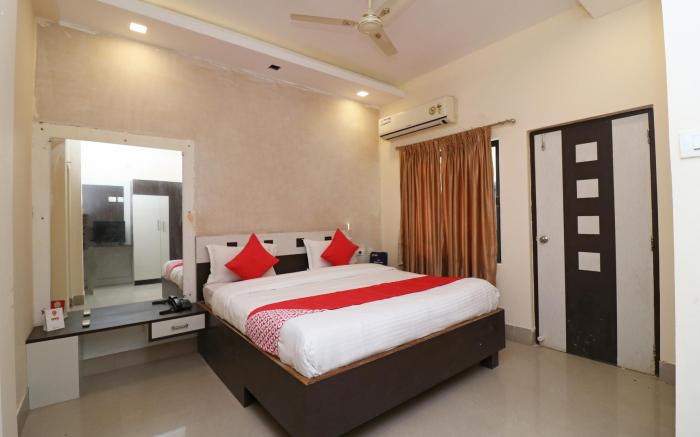 OYO 18409 HOTEL SUN CITY