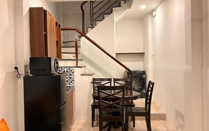 Saigon Holiday House 
