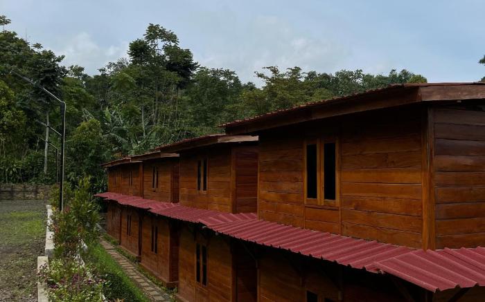 The Valley House Ci Dwi Resort