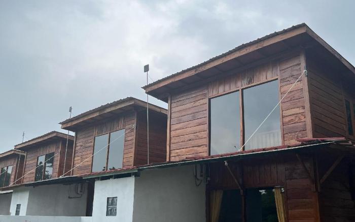 The Valley House Ci Dwi Resort