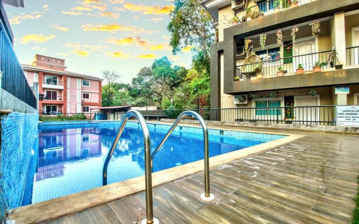 Holiday home with pool