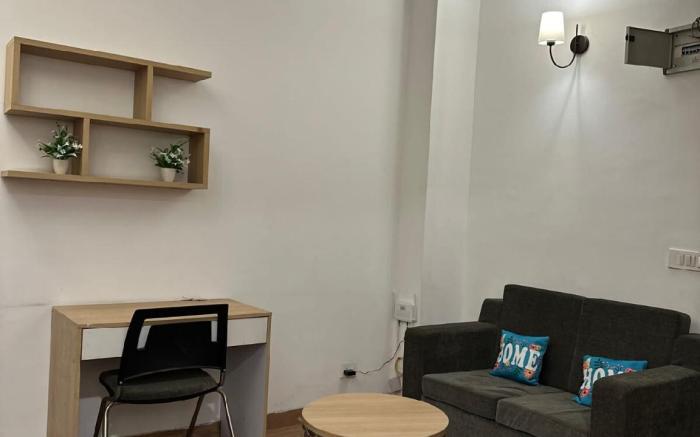 Entire Studio Apartment in Noida by Pearl Castle
