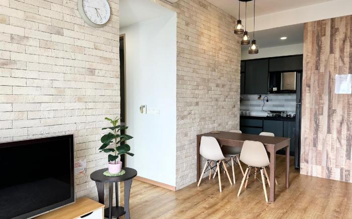 2BR #WeHome | Bathtub | Paradigm UTM |