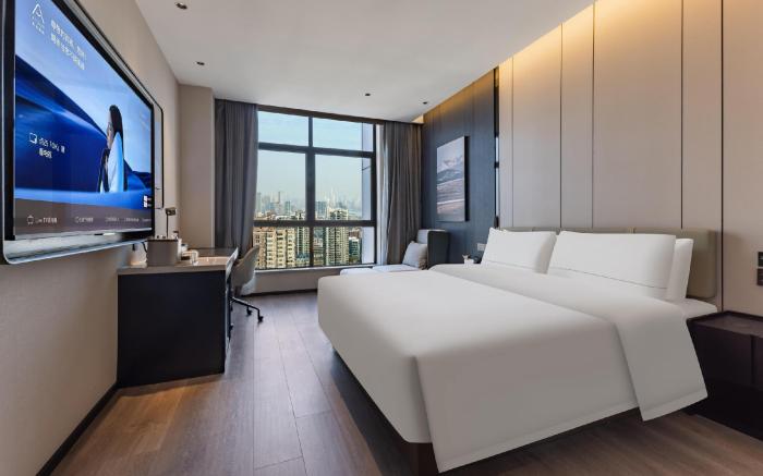 Atour Hotel Wuhan Yellow Crane Tower Shouyi Square