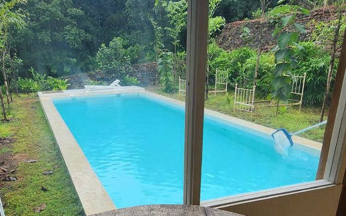 Hornbill Honeymoon Pool Villa