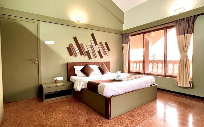 Montana Mist 3BHK with Pvt Pool By Stellar Stays