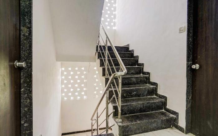 Hotel O Nashik Near Vijay Mamta Theatre Formerly Sahara Inn