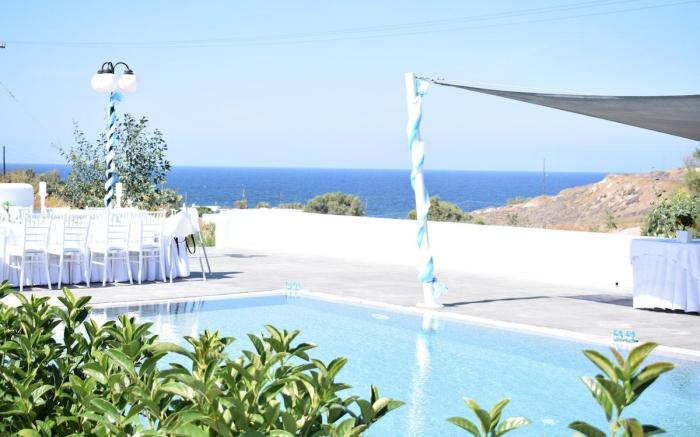 Sea&Sand luxury villa with private  pool by beach!