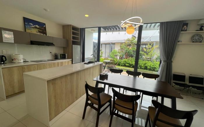 OCEANAMI RESORT:VILLAGE 3 BR-4WC-LIVING-KITCHEN RM