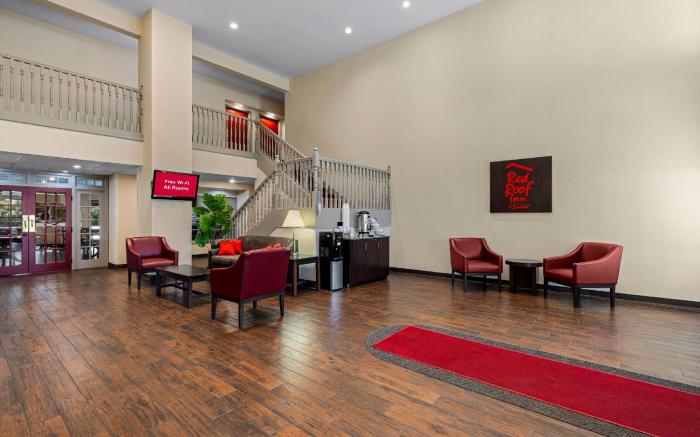 Red Roof Inn & Suites Albany, GA