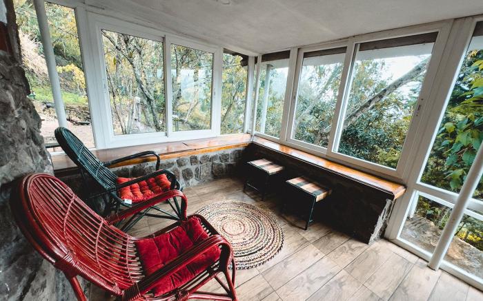 Manas Valley View bungalow by Xacro Xperiences