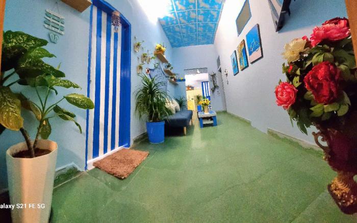 Sea House Sunrise - Two-Bedroom Apartment (3 Large Beds)