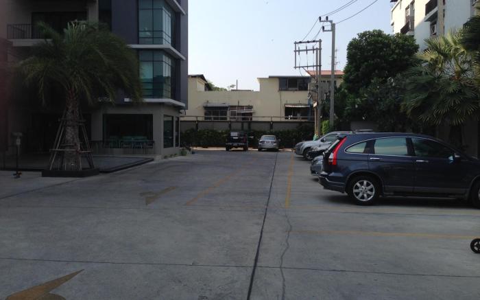 Ipremium Sukhumvit 81 Hotel