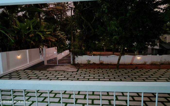 Genesis Spaces Upper AC 2 guests