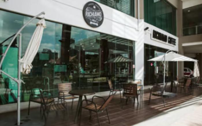 Signature Hotel Setiawalk Puchong by Easy Nap