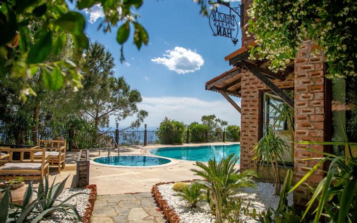 Papazlıkhan Hotel