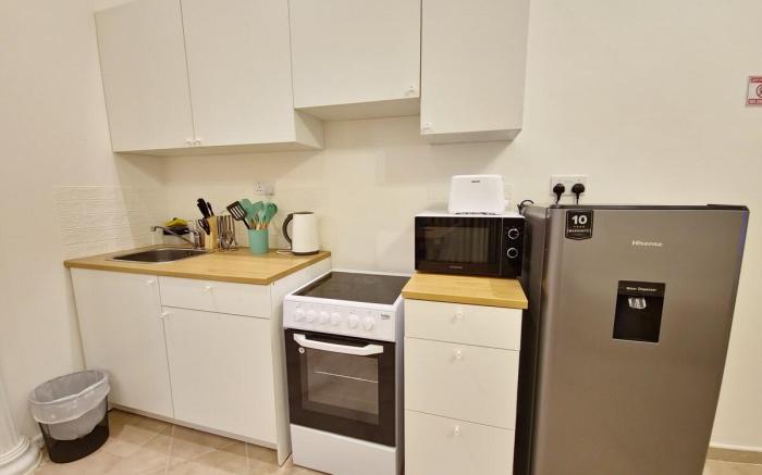 Harf22-G02-01 Cozy 1BR Apt in AD