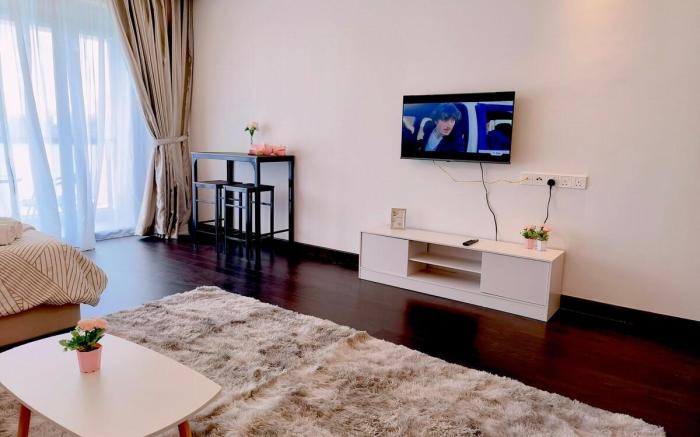 R&F Luxurious Premium Seaview/Cityview studio