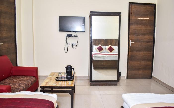 Hotel Rossette - Near New Delhi Railway Station