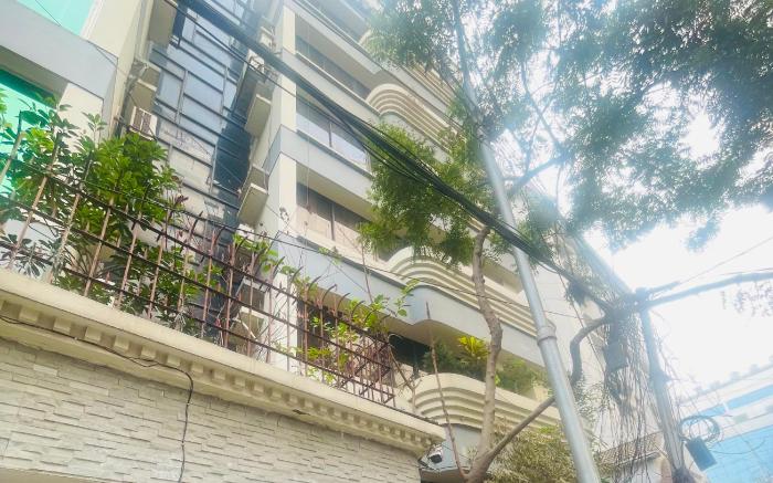 Luxury 4 Bedroom Apt in Gulshan Lake View