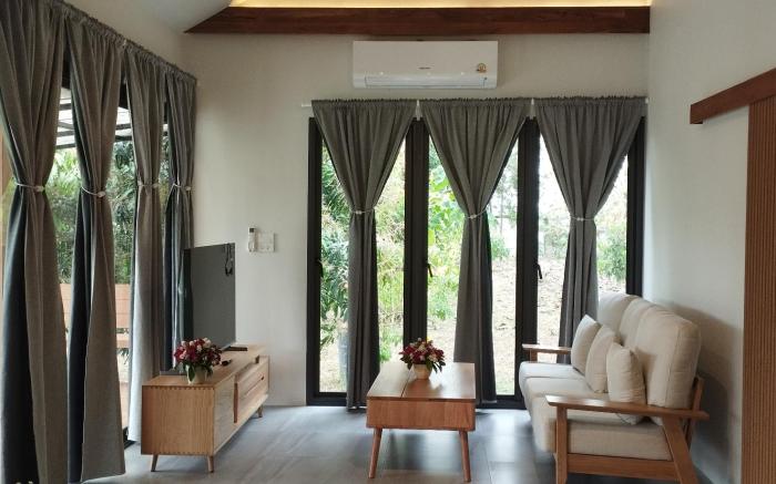 Nan Homey Space Beautiful New House Enjoying a Spacious Garden