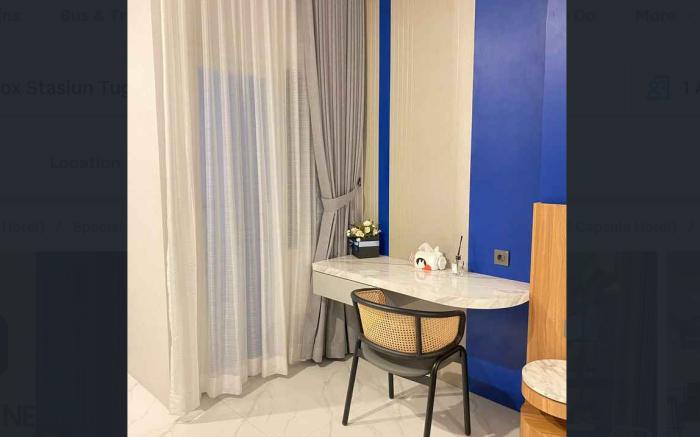 Rosalyne Sleepbox Stasiun Tugu