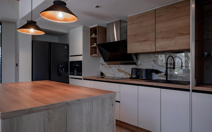 Smart Solar Villa Riverhouse