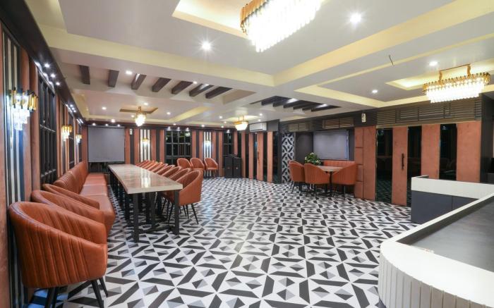 Hotel Square 36