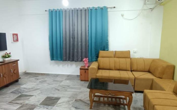 Air-conditioned 2 Bedroom Flat Nr Calangute Beach