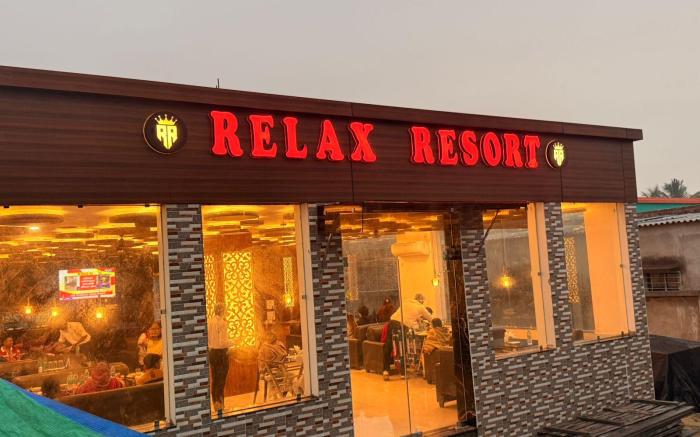 Relax Resort