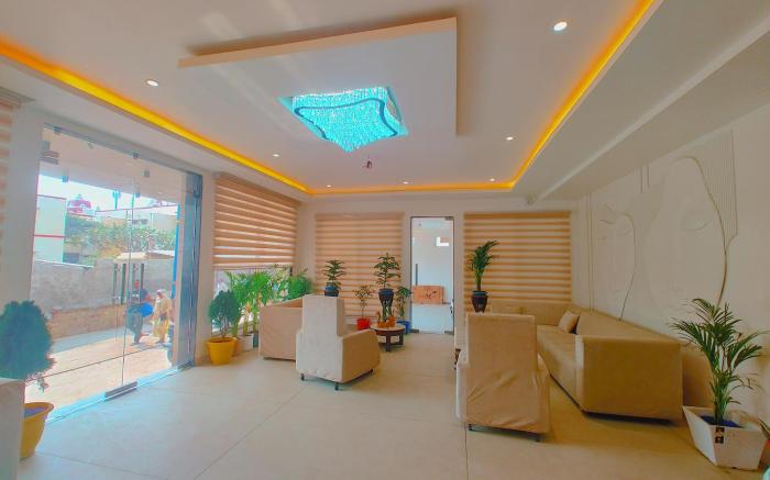 Hotel Status Residency