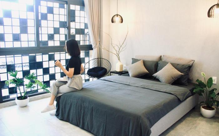 MIDMOST Boutique Hostel