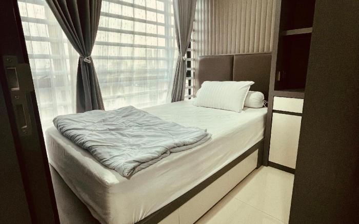 One Residence 15-AL