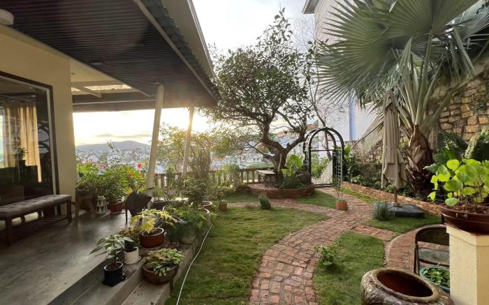 Pha Boutique House