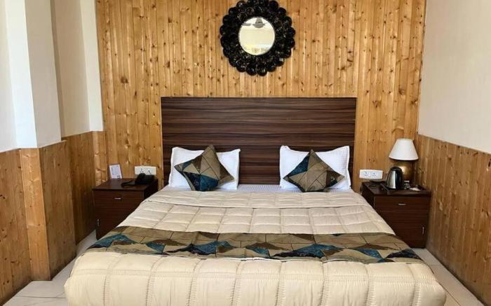 Hadley Inn (Hotel in Kasauli)