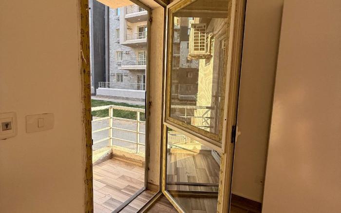 Unique 3-Bedroom Apartment in First Al Sheikh Zayed, Cairo