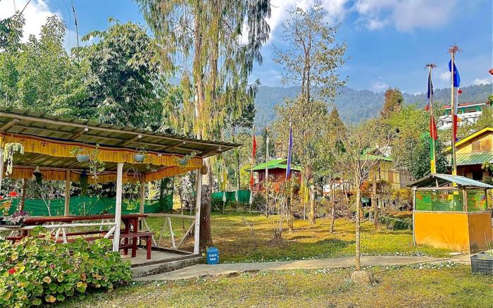 Eshab Homestay Cottages & Menchu Spa(HEEM)