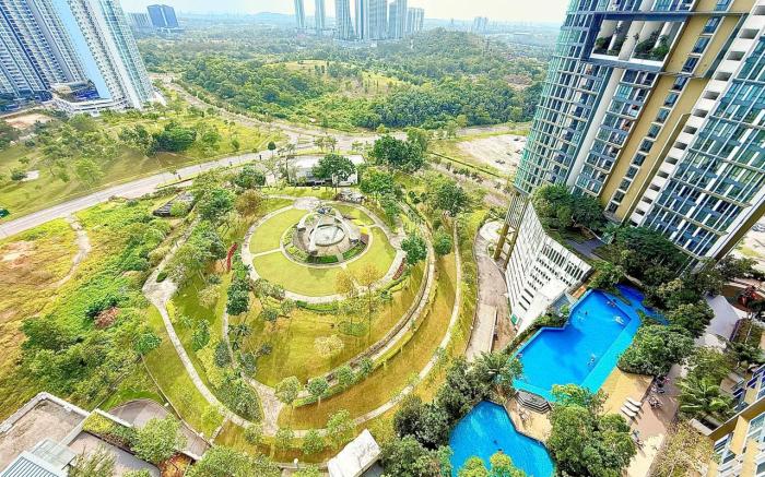 Elysia Park Residence By Zenith Homestay