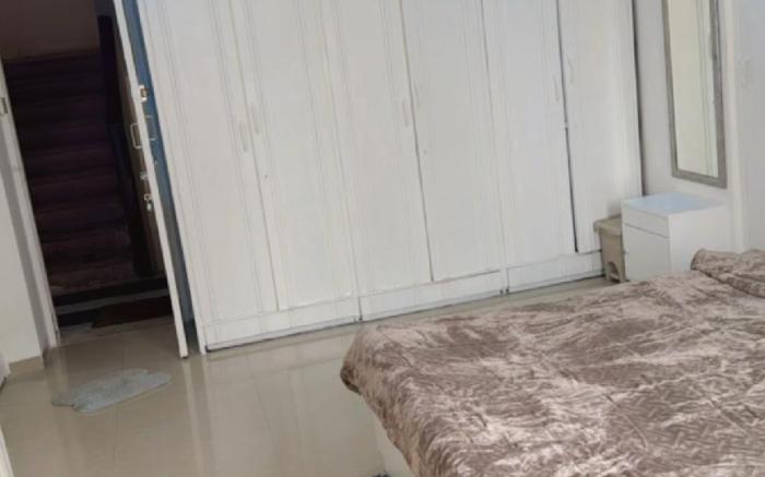 Pixiestays|Whitehouse| Bandra