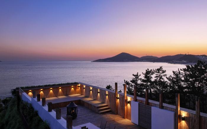 Qingdao Wushe Yujianshanju Tangchi Seaview Hotel